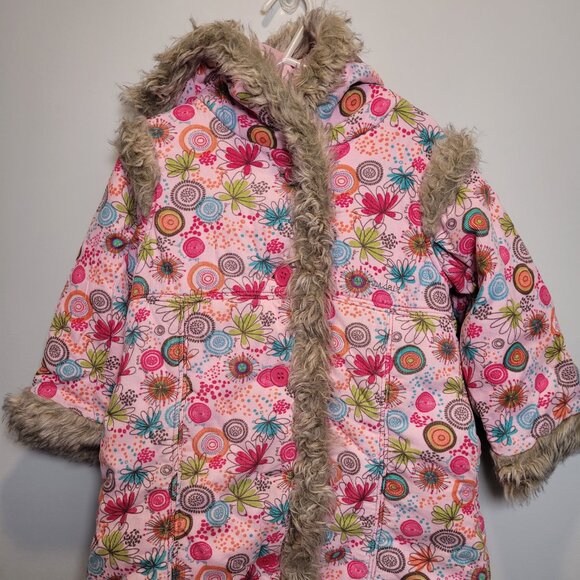 Pink Abstract Floral Corduroy Quilted Jacket with Fur - Size 4T - Picture 1 of 4